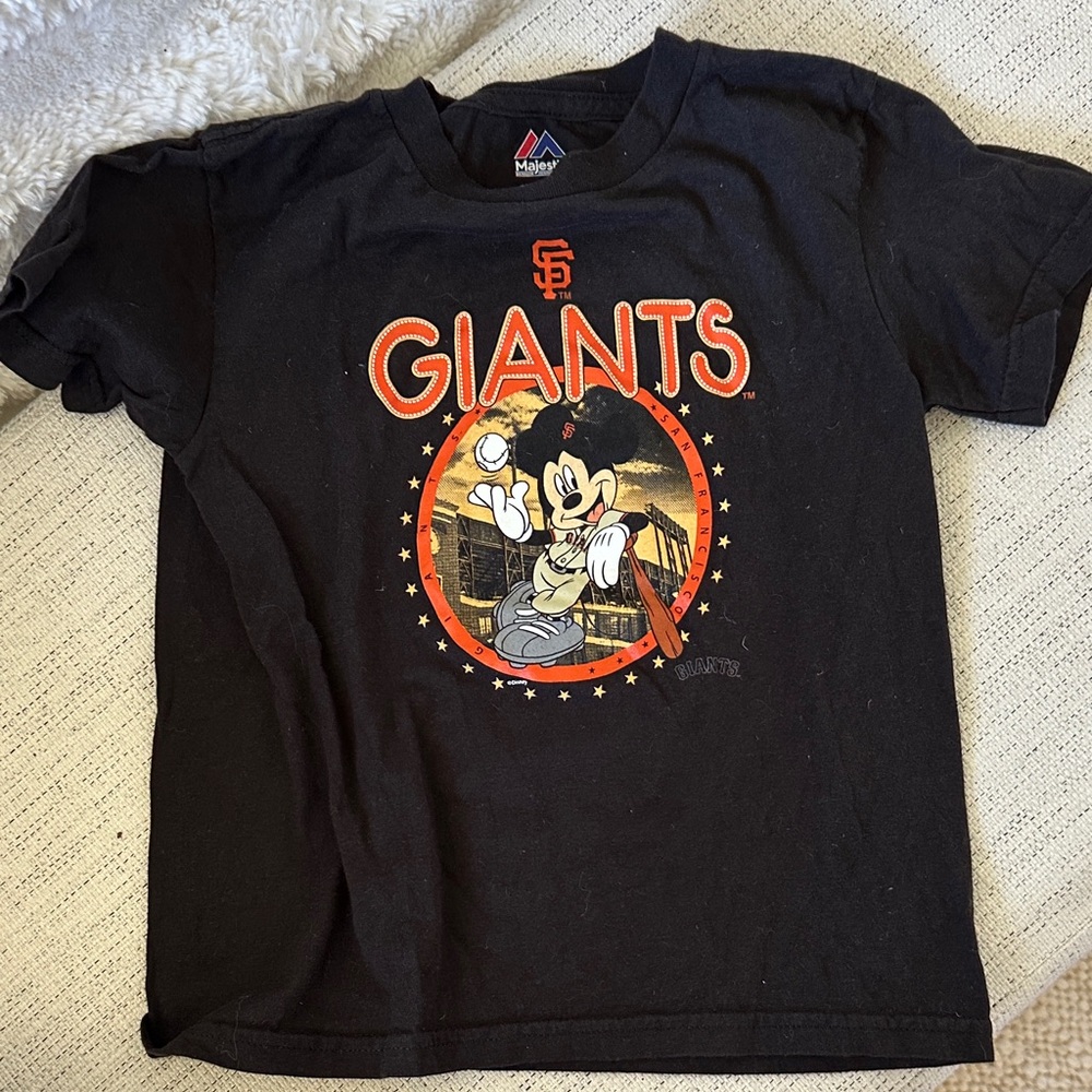 Majestic Black San Francisco Giants Kids Tee with Mickey  Mouse Graphic